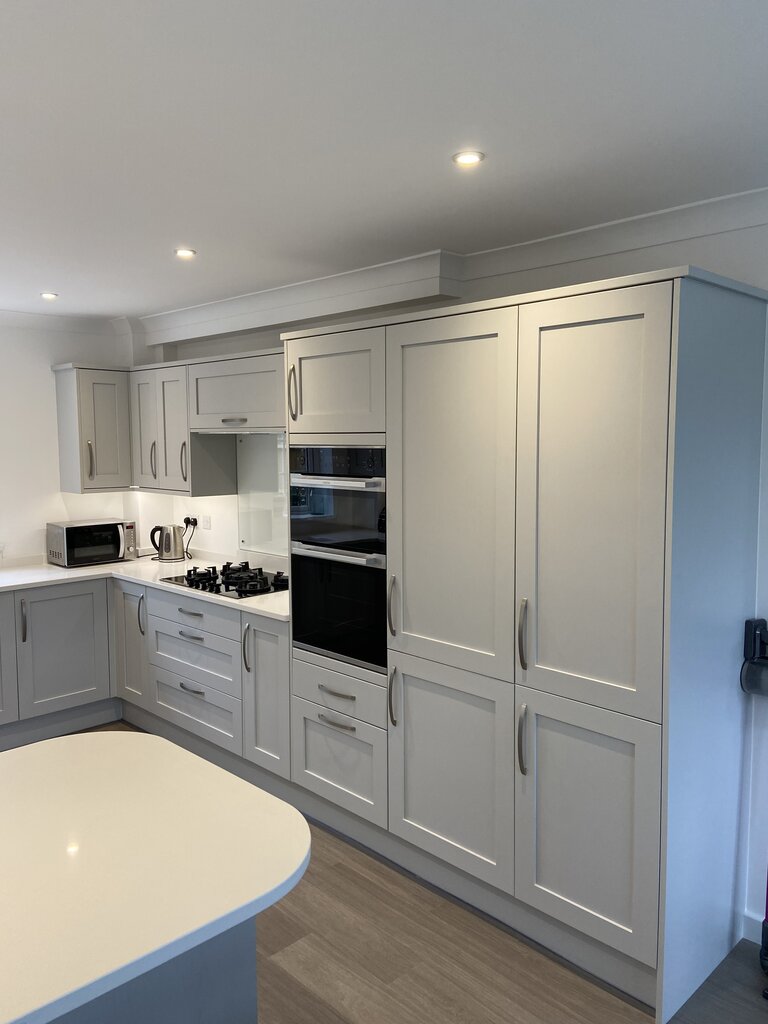 Fitted kitchen david matthews carpentry and joinery basingstoke